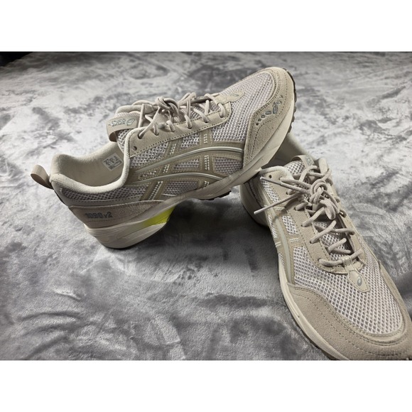 ASICS GEL-1090V2 Running Shoes Sneakers Men 10.5/ womens 12‎ Smoke Grey